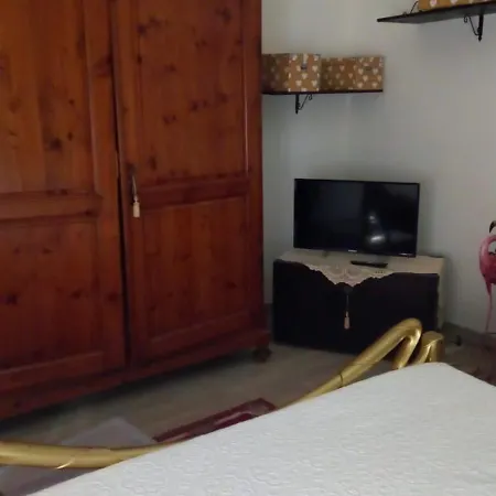 La Casina Della Lucia Апартаменты Милан
